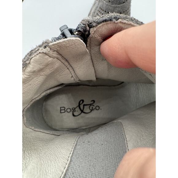 Bos. & Co Grey Perforated Peep Toe Heeled Ankle Booties Briana Boots Women’s 7.5 - Picture 5 of 7